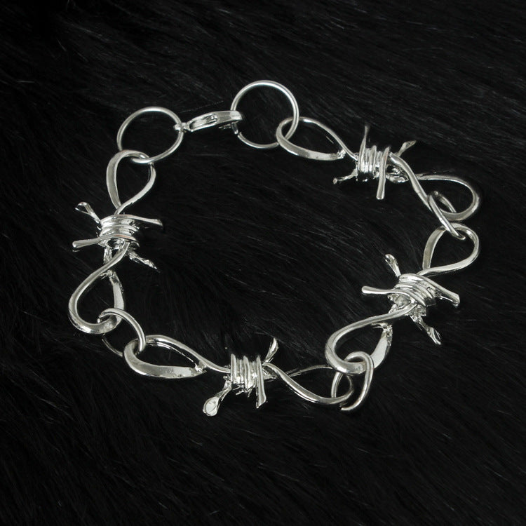 BARBED WIRE NECKLACE