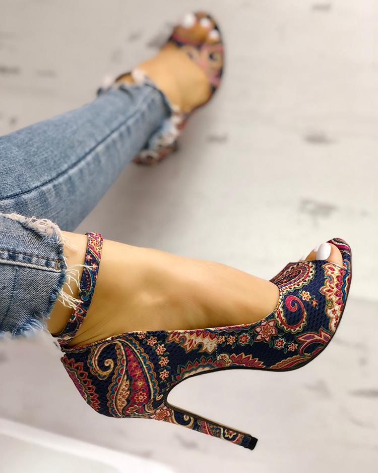 Printed toe buckle high heels