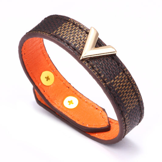 Classic Brown Plaid Stripe Leather Bracelets Bangles For Women