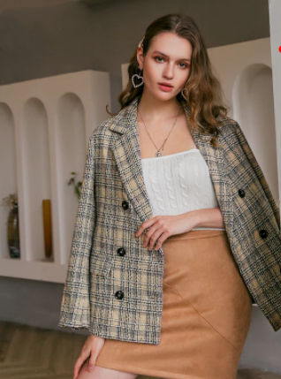 Winter double-breasted plaid blazer