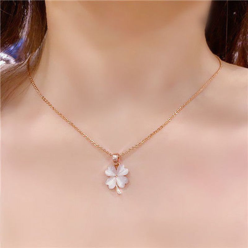 Necklace Female Colorless Clavicle Necklace Wild Pendant Simple Clavicle Chain